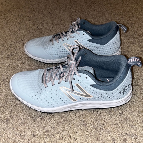 New Balance Womens 806v1 Shoes - Picture 3 of 7